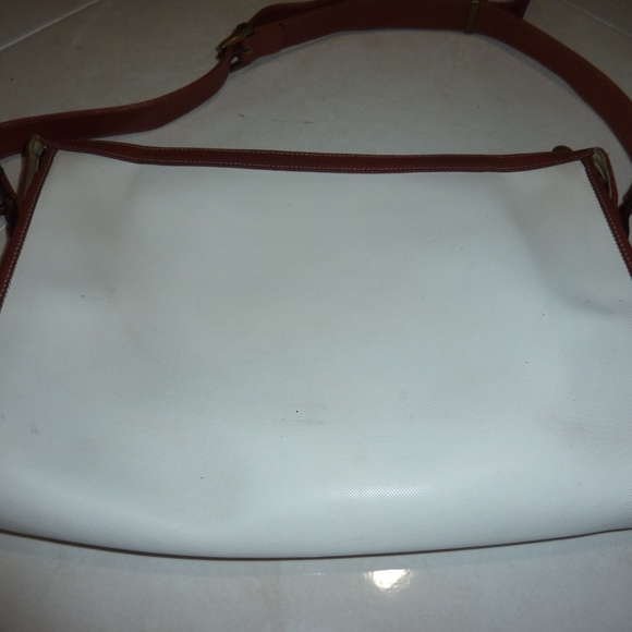Vintage Ferre Handbag | WHITE with Brown trim Crossbody Messenger Bag-tote 80s - Picture 7 of 14